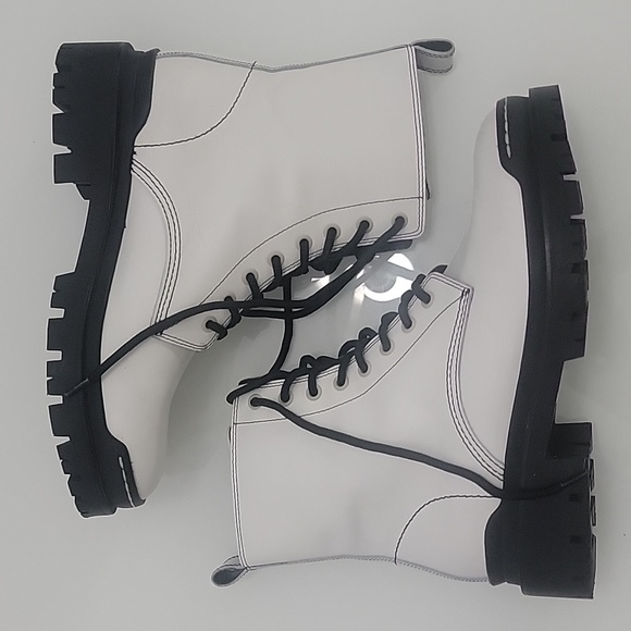 Marc Fisher white moto boots - Picture 2 of 9